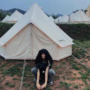 被迫当众任人玩弄H奶牛
