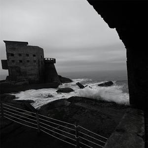 被迫当众任人玩弄H奶牛
